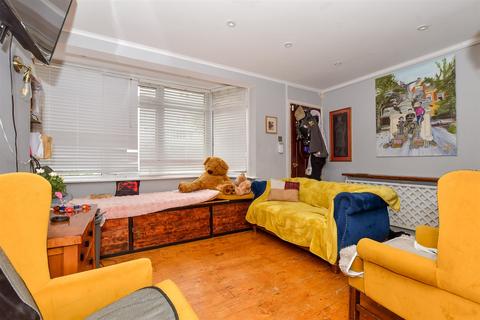 2 bedroom terraced house for sale, Waltham Way, Chingford