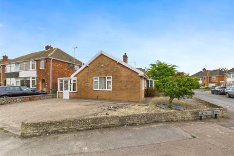 3 bedroom bungalow for sale, St. Michaels Road, Cheltenham, Gloucestershire, GL51