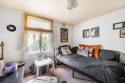 undefined, Tarbert Road, East Dulwich, London, SE22