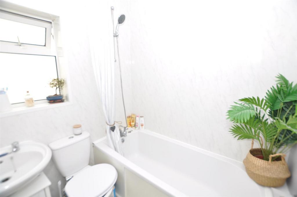 Flat 1