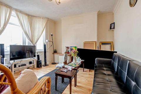 6 Carnarvon Road, Bournemouth, BH1 4EW