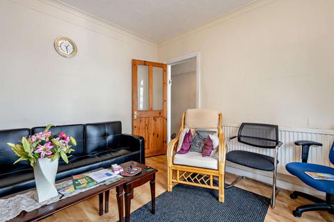 6 Carnarvon Road, Bournemouth, BH1 4EW