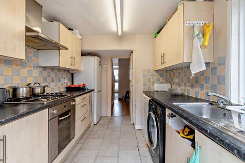 6 Carnarvon Road, Bournemouth, BH1 4EW