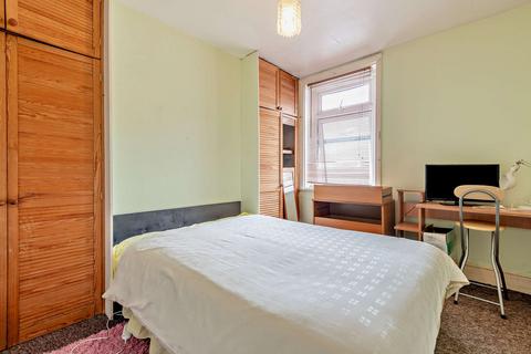 6 Carnarvon Road, Bournemouth, BH1 4EW