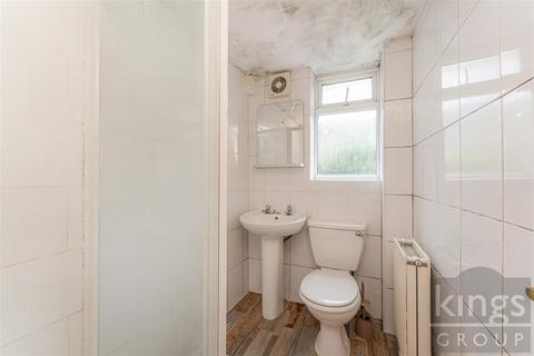9 Middlesborough Road, London, N18 2AR