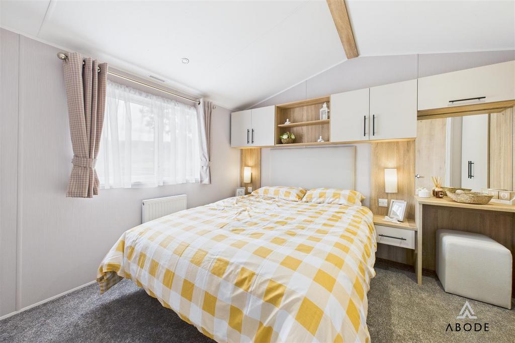 CAM03473 G0-PR0422-STILL011.jpg