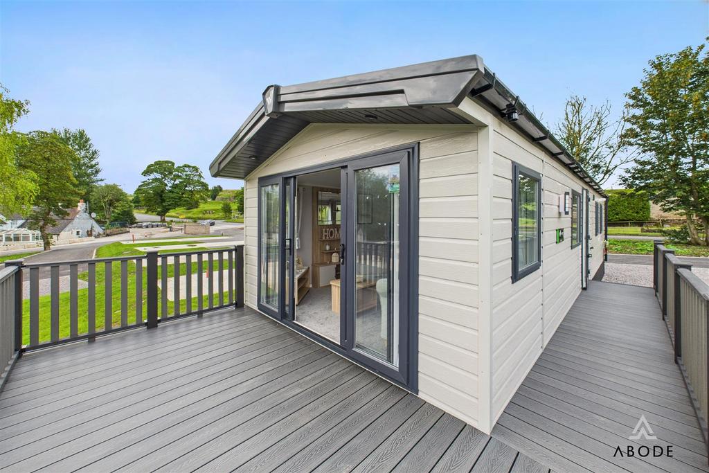 CAM03473 G0-PR0422-STILL015.jpg