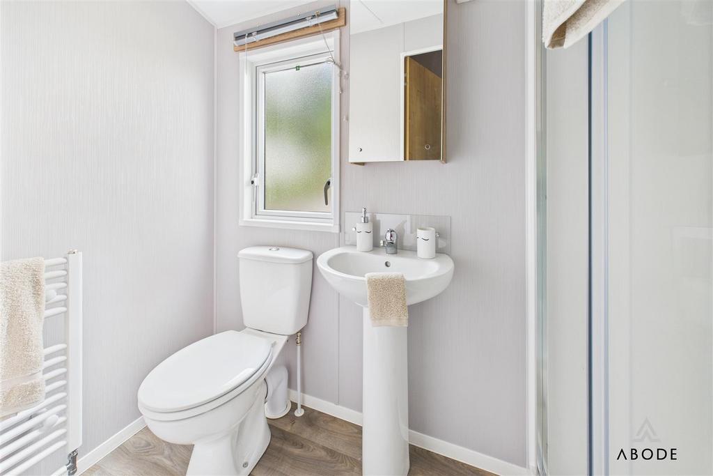 CAM03473 G0-PR0422-STILL008.jpg