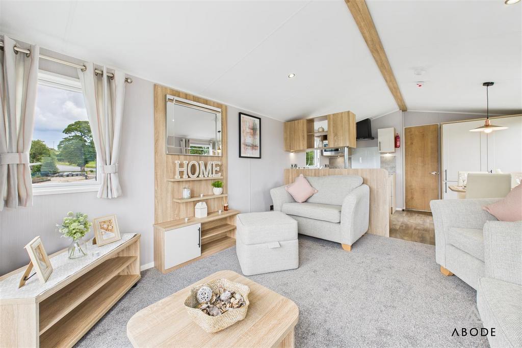 CAM03473 G0-PR0422-STILL006.jpg