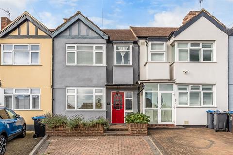 47 Garth Close, Morden, SM4 4NN