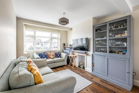 47 Garth Close, Morden, SM4 4NN