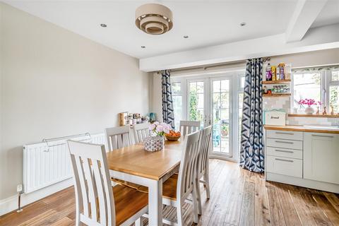 47 Garth Close, Morden, SM4 4NN