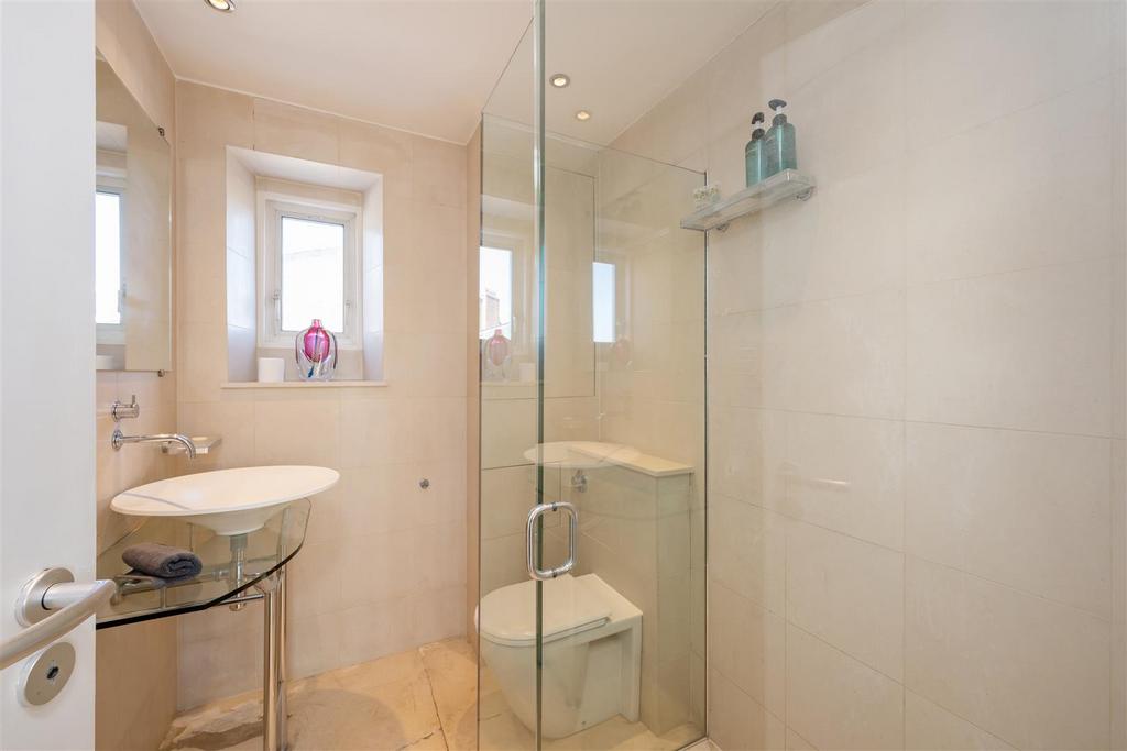 5, 13 Lennox Gardens Hi-18.jpg