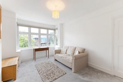 39 Raymond Avenue, London, W13 9UY