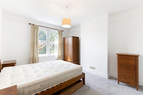 39 Raymond Avenue, London, W13 9UY
