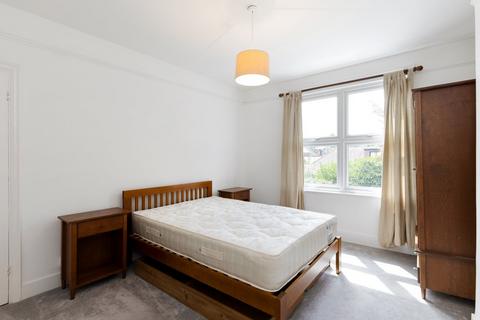 39 Raymond Avenue, London, W13 9UY