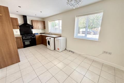 3 bedroom detached house for sale, Saxon Close, Poole BH15