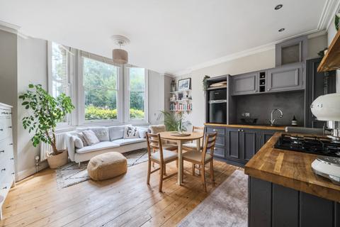 Bedford Hill, London SW12