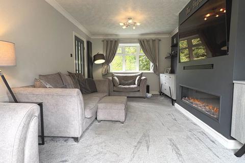 3 bedroom detached house for sale, Brotherdale Close, Royton