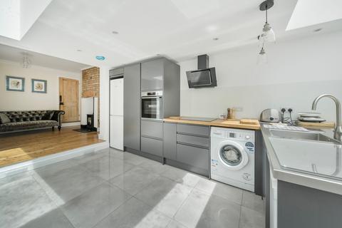35 Elm Road, Windsor, SL4 3NB