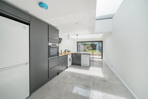 35 Elm Road, Windsor, SL4 3NB