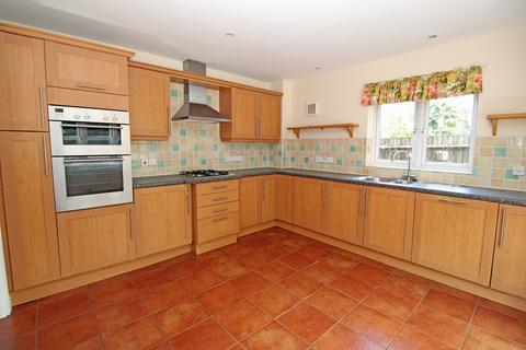 4 bedroom detached house for sale, Smiths Field, Overton RG25