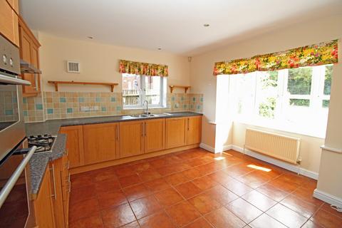 4 bedroom detached house for sale, Smiths Field, Overton RG25