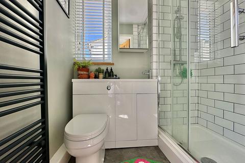 Ground Floor Flat, 58 Lower Bristol Road, Bath, BA2 3BE