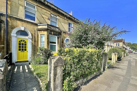 Ground Floor Flat, 58 Lower Bristol Road, Bath, BA2 3BE