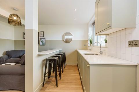 1 bedroom in a house share to rent, Mortimer Road, Filton, Bristol, BS34