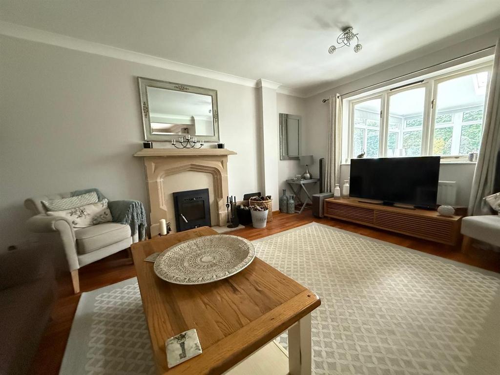Lounge/dining room