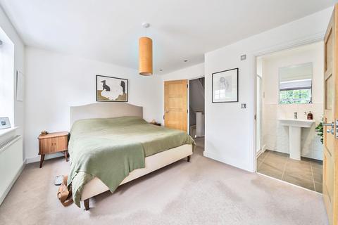27 Century Way, Beckenham, BR3 1BY