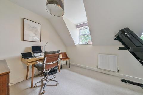 27 Century Way, Beckenham, BR3 1BY
