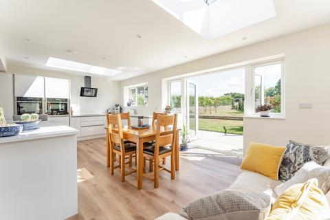 Regalis Brimbelow Road, Hoveton, Norwich, NR12 8UJ
