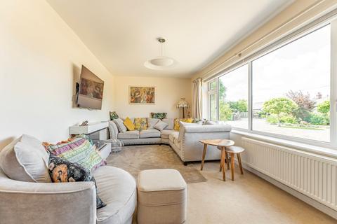 Regalis Brimbelow Road, Hoveton, Norwich, NR12 8UJ