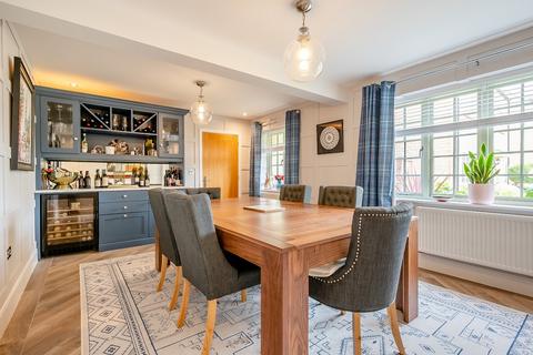 4 Poppy Drive, Moreton-in-marsh, GL56 9PT