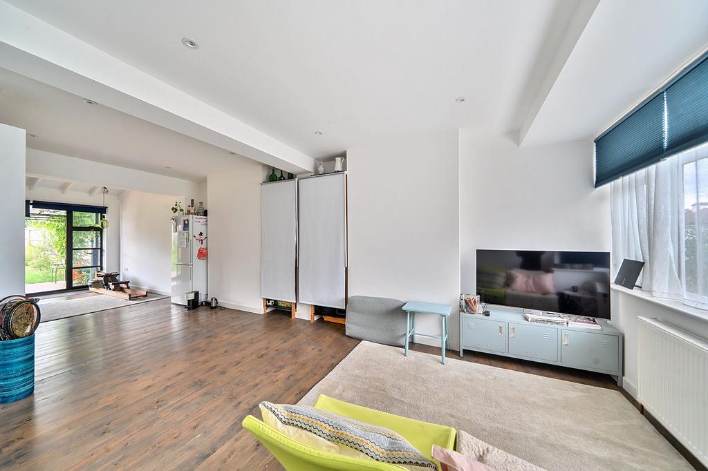 Living/Dining Room