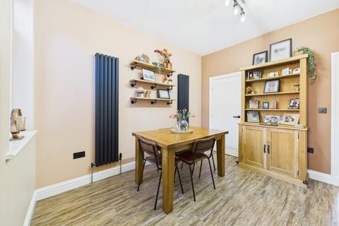 24 Linburn Road, Sheffield, S8 0GS
