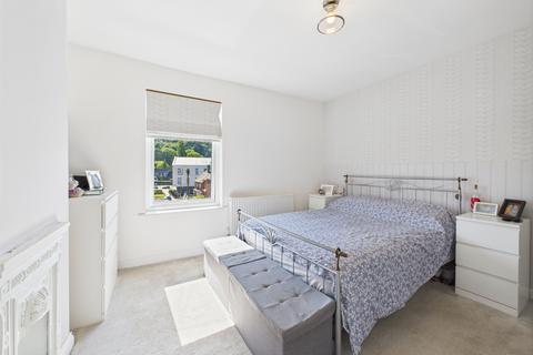 24 Linburn Road, Sheffield, S8 0GS