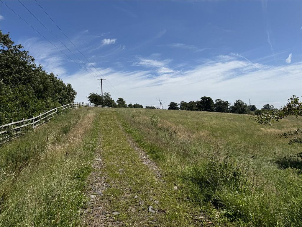 Redhouse Land