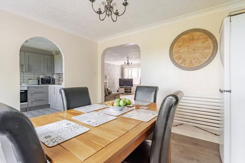 20 Brussels Close, Dereham, NR19 1UR