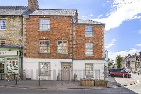 Oxford Street, Woodstock, OX20