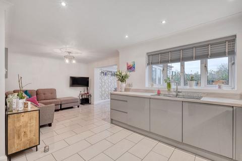 4 bedroom detached house for sale, Trinity Fields, Kidderminster, DY10