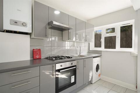 4 bedroom semi-detached house to rent, Warren Road, London NW2