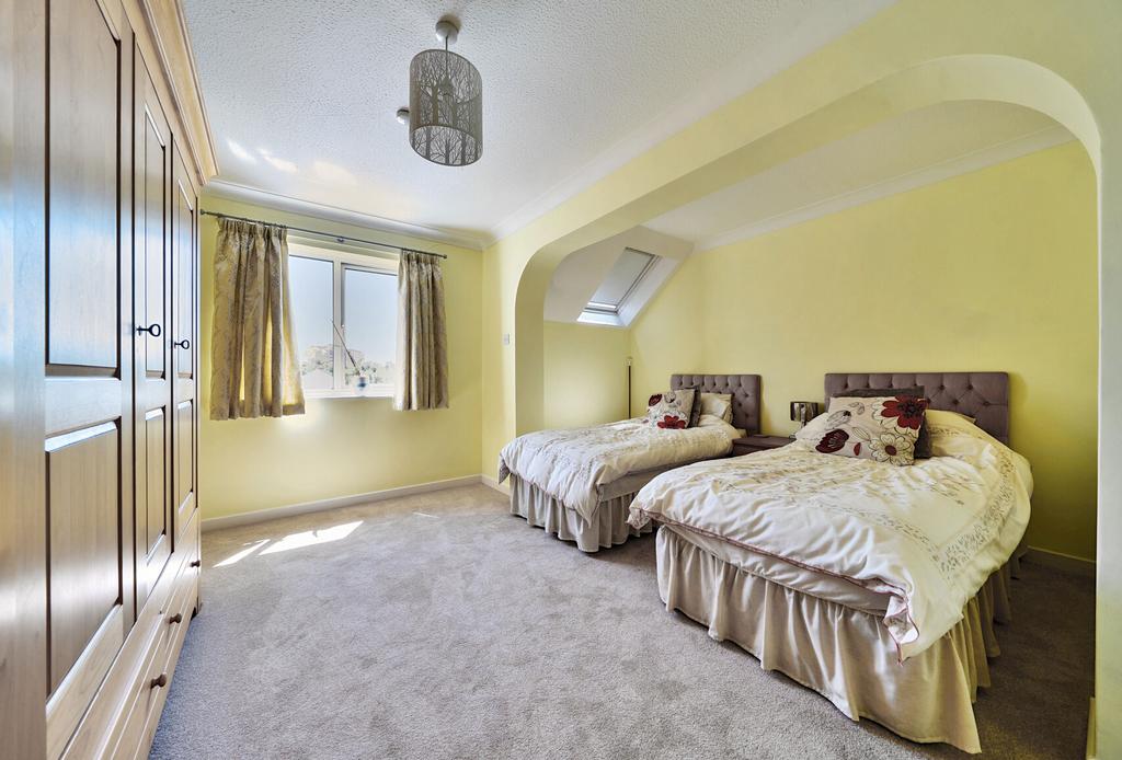 1321615-16-686d28...