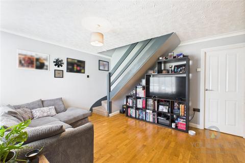 18 Grasscroft, Northampton, NN2 8QH