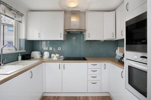 undefined, Den Crescent Teignmouth TQ14