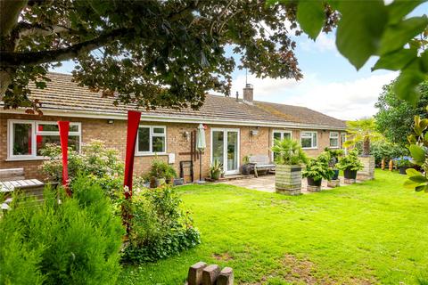 5 bedroom bungalow for sale, Old Barn Close, Gawcott, Buckinghamshire, MK18