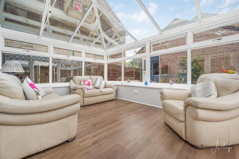 43 Nightingale Park, Neath, SA11 3RX