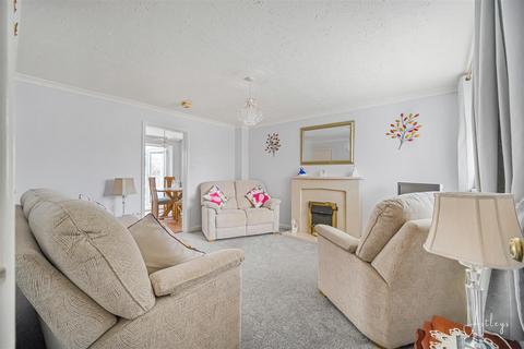 43 Nightingale Park, Neath, SA11 3RX